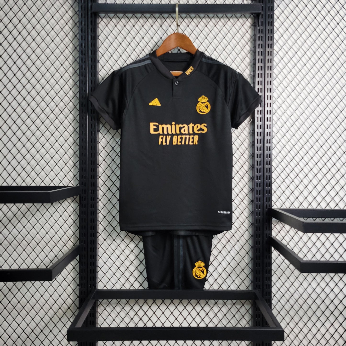 Real Madrid - Kit de niños | Visita 2023/24