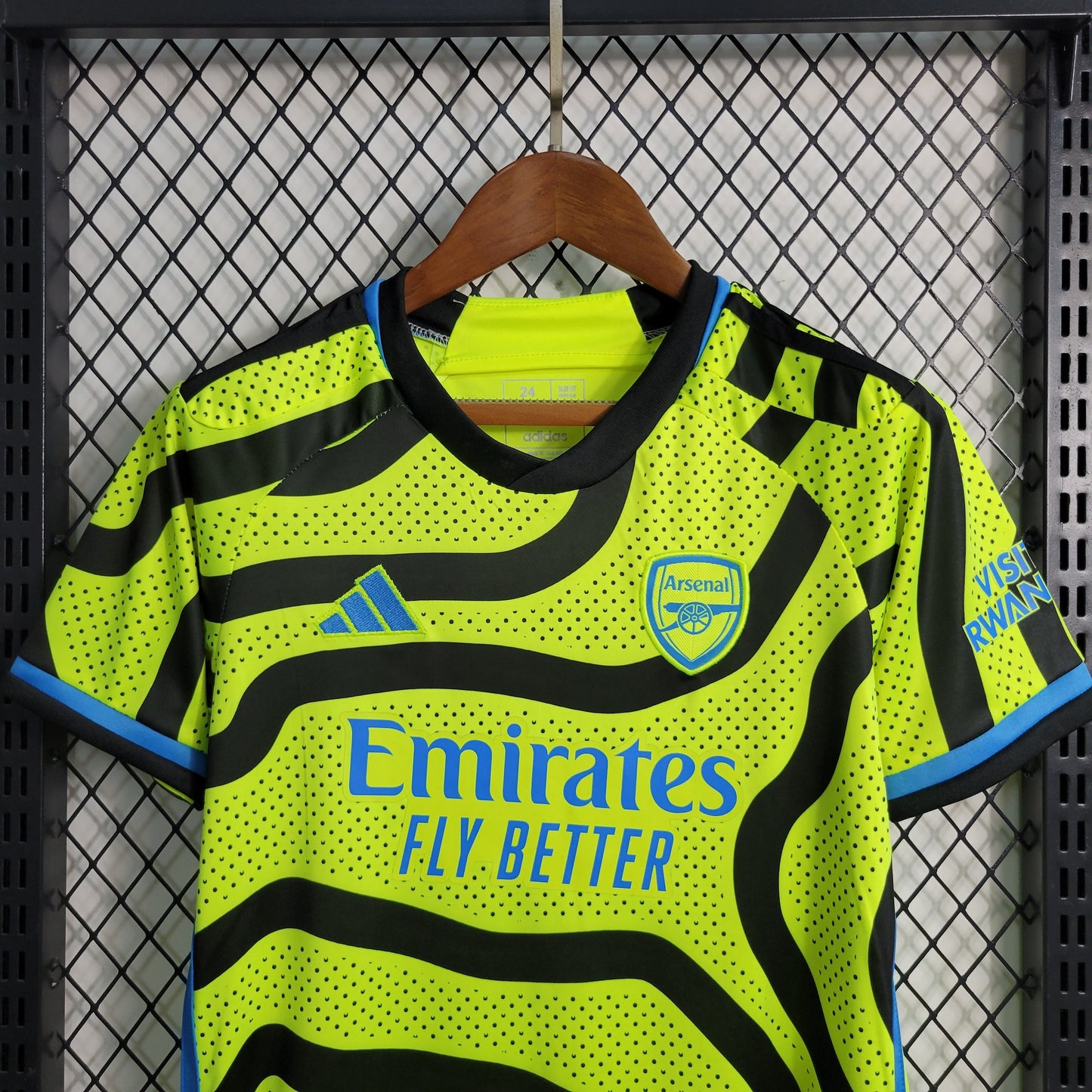 Arsenal - Kit de niños | Visita 2023/24