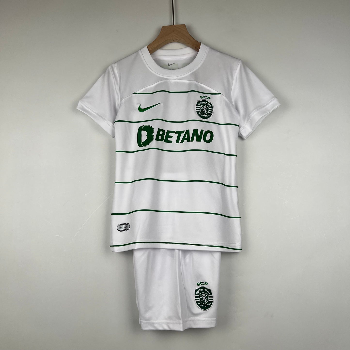 Sporting de Lisboa - Kit de niños | Visita 2023/24