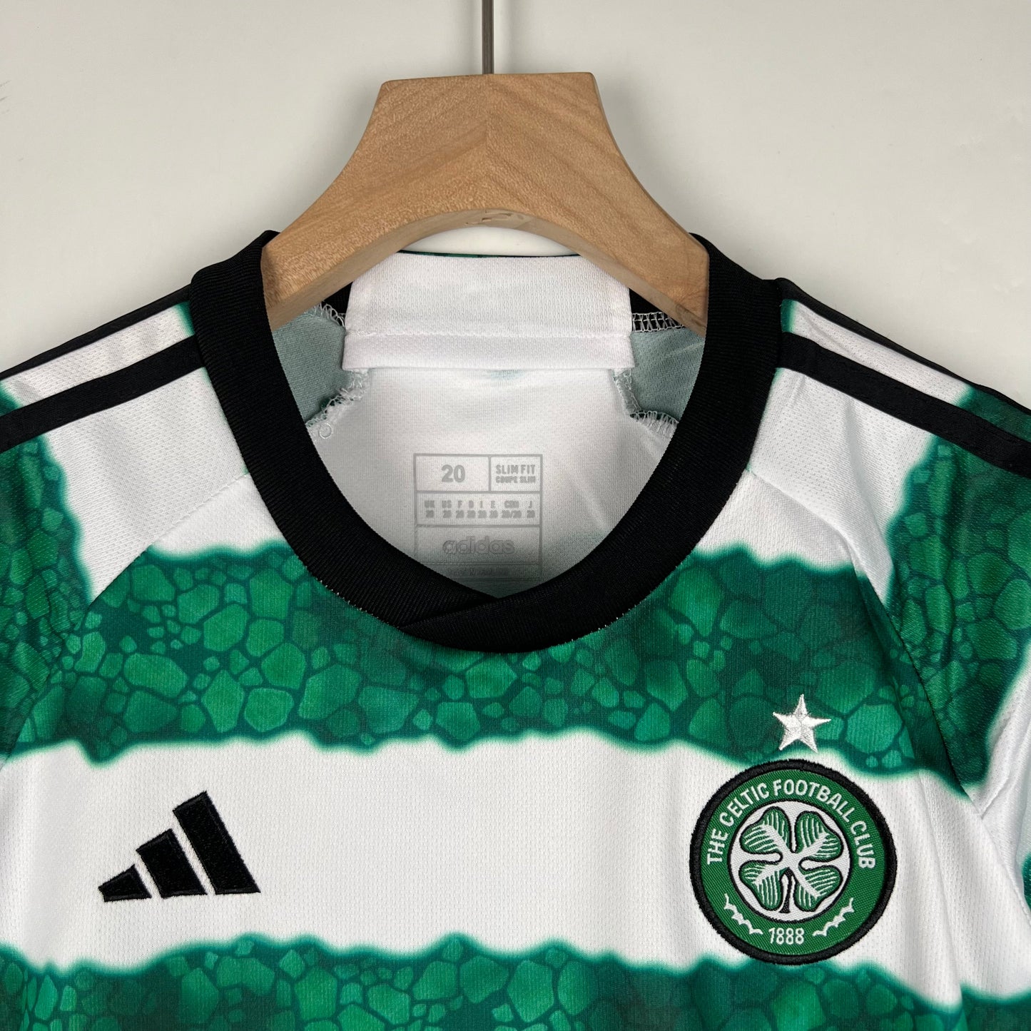 Celtic - Kit de niños | Local 2023/24