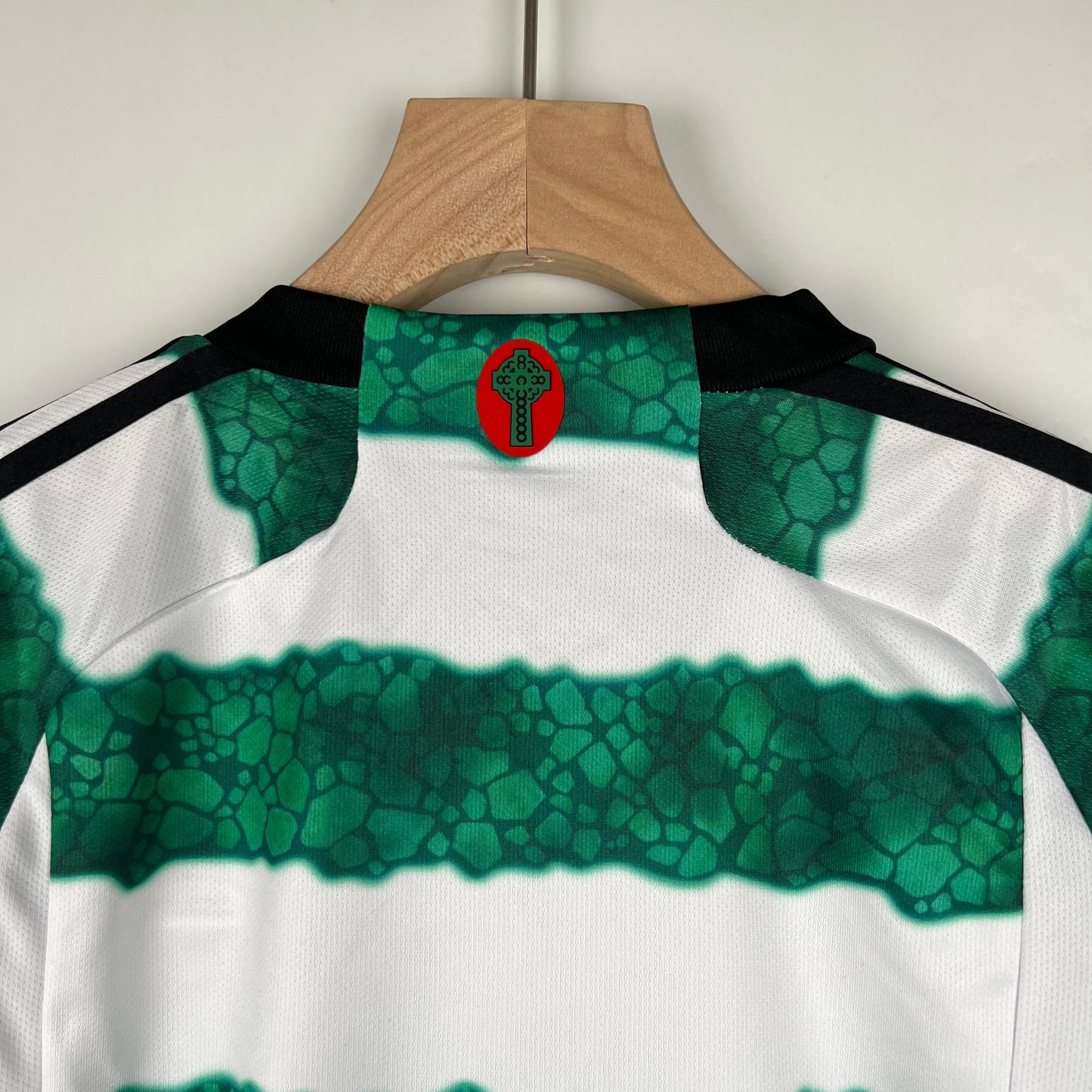 Celtic - Kit de niños | Local 2023/24