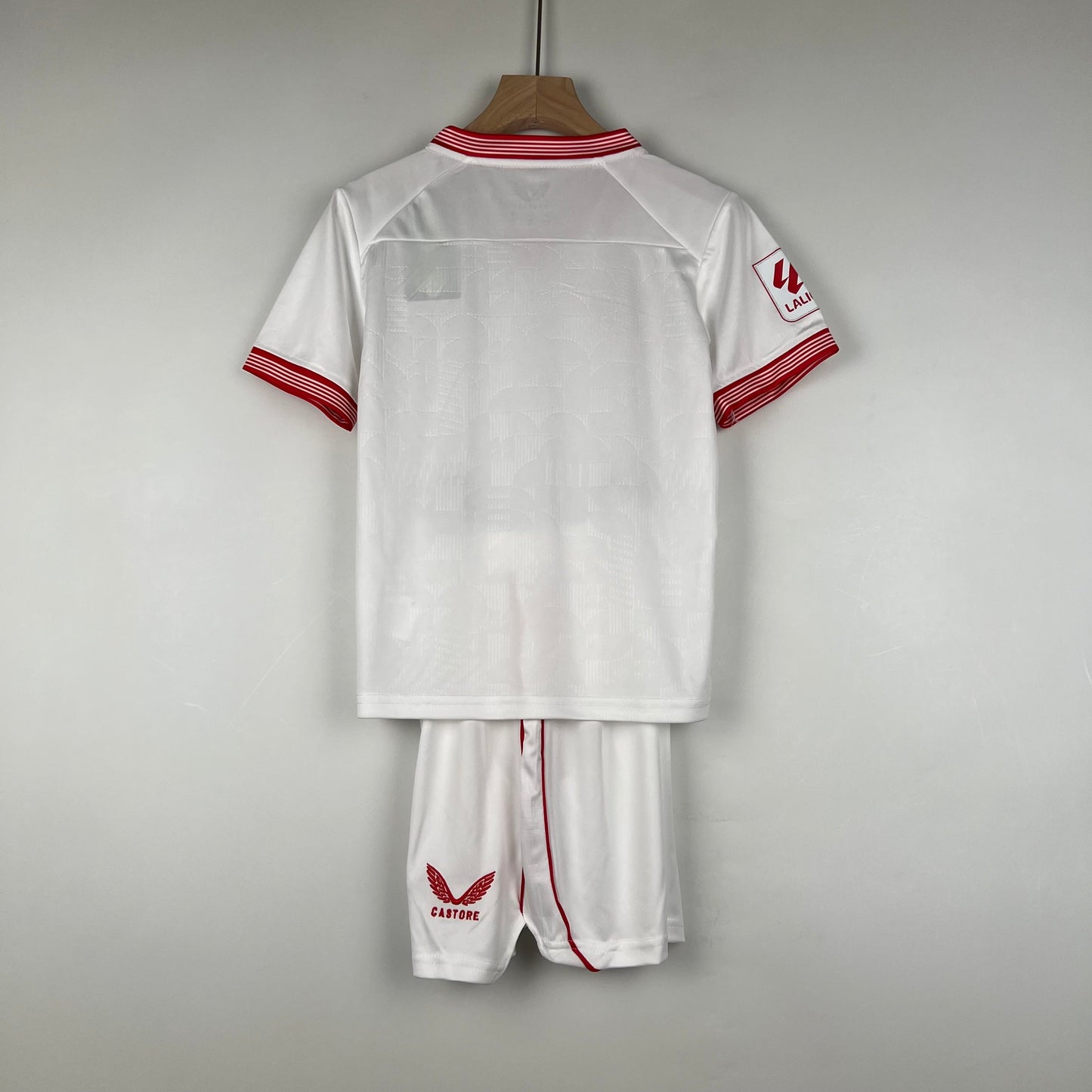 Sevilla - Kit de niños | Local 2023/24