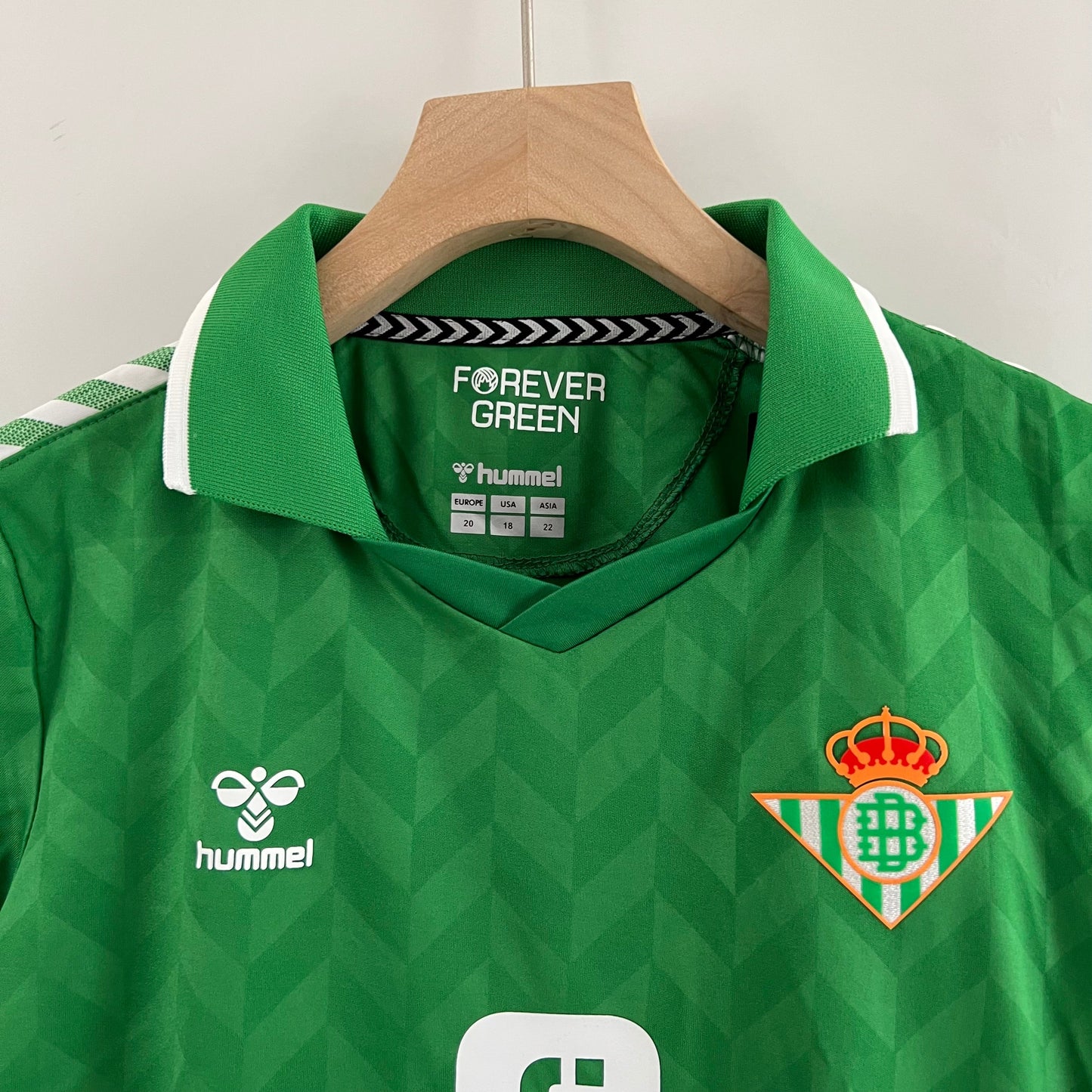 Real Betis - Kit de niños | Visita 2023/24