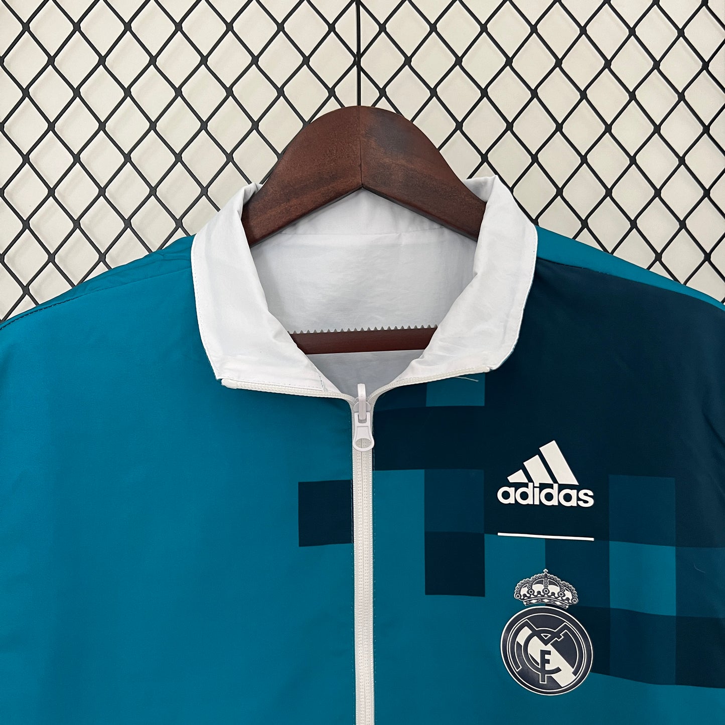 Cortavientos Reversible  Real Madrid 2024/25