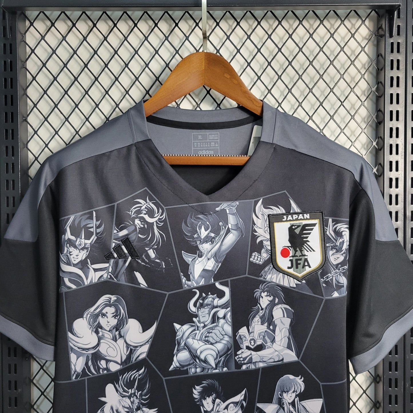 Camiseta Japón edición Caballeros del zodiaco (Saint Seiya)