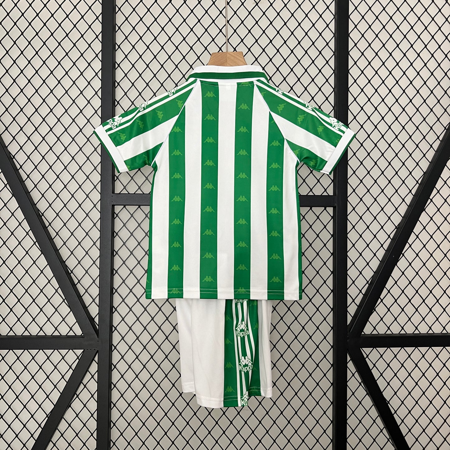 Conjunto niños Real Betis Local 1995/97