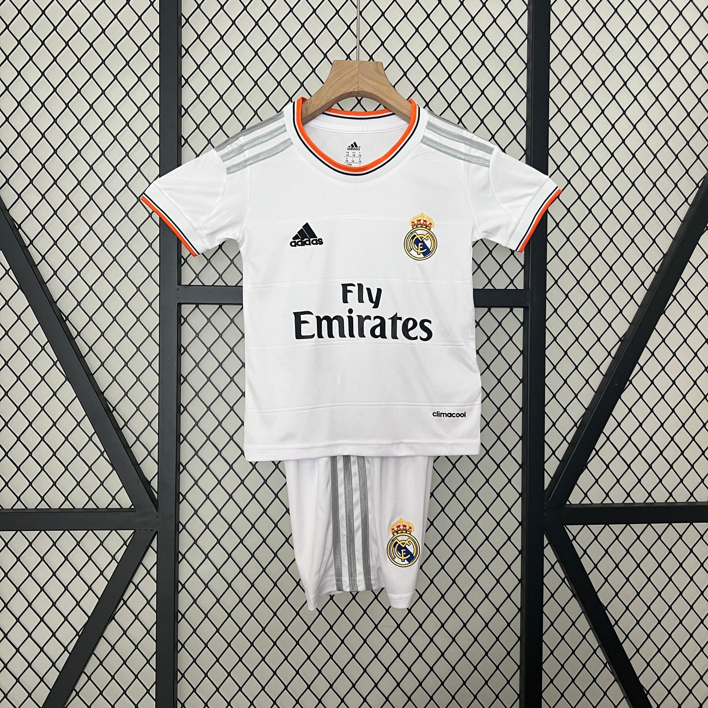 Conjunto niños Real Madrid 13/14 Local