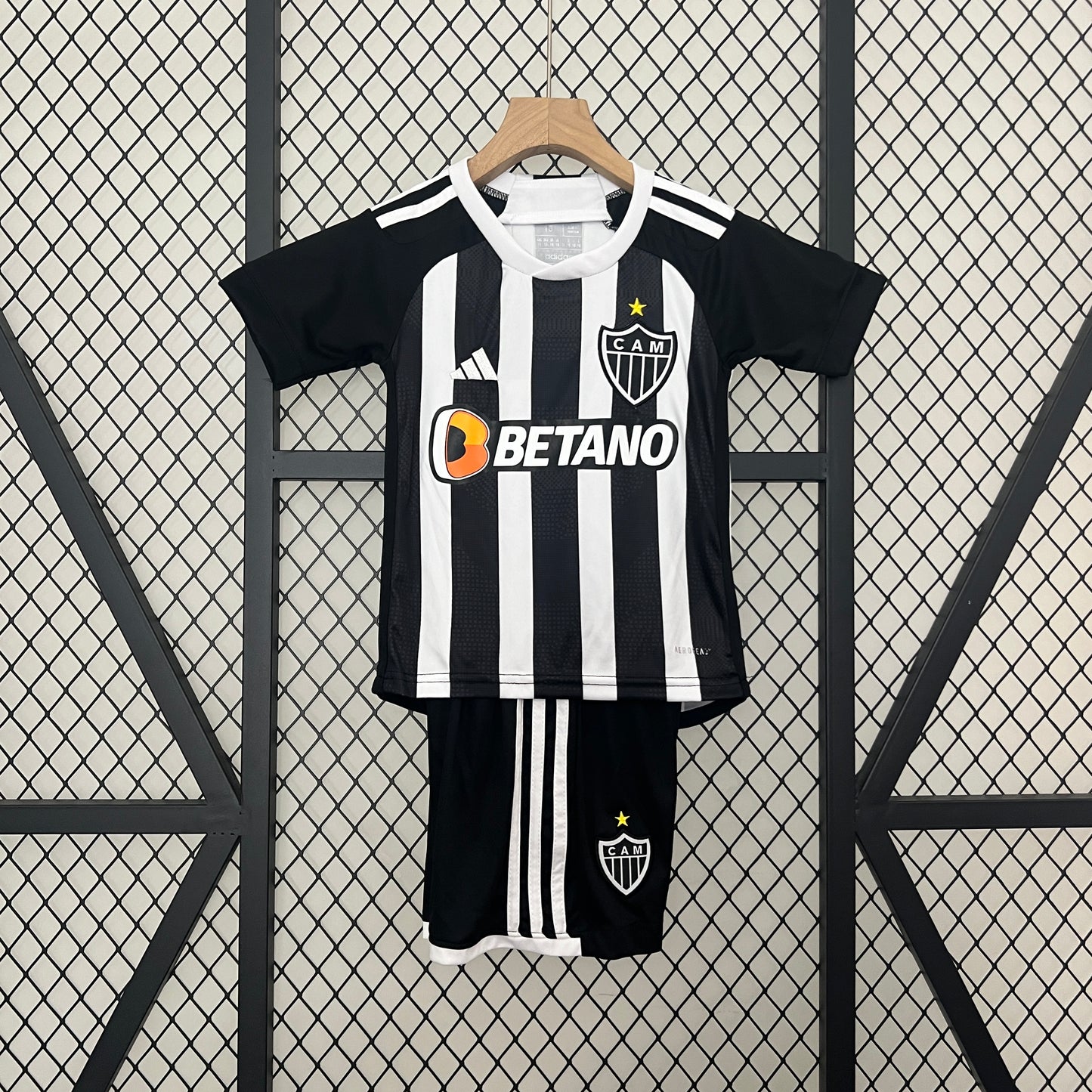 Conjunto niños Atletico Mineiro Local 2024/25