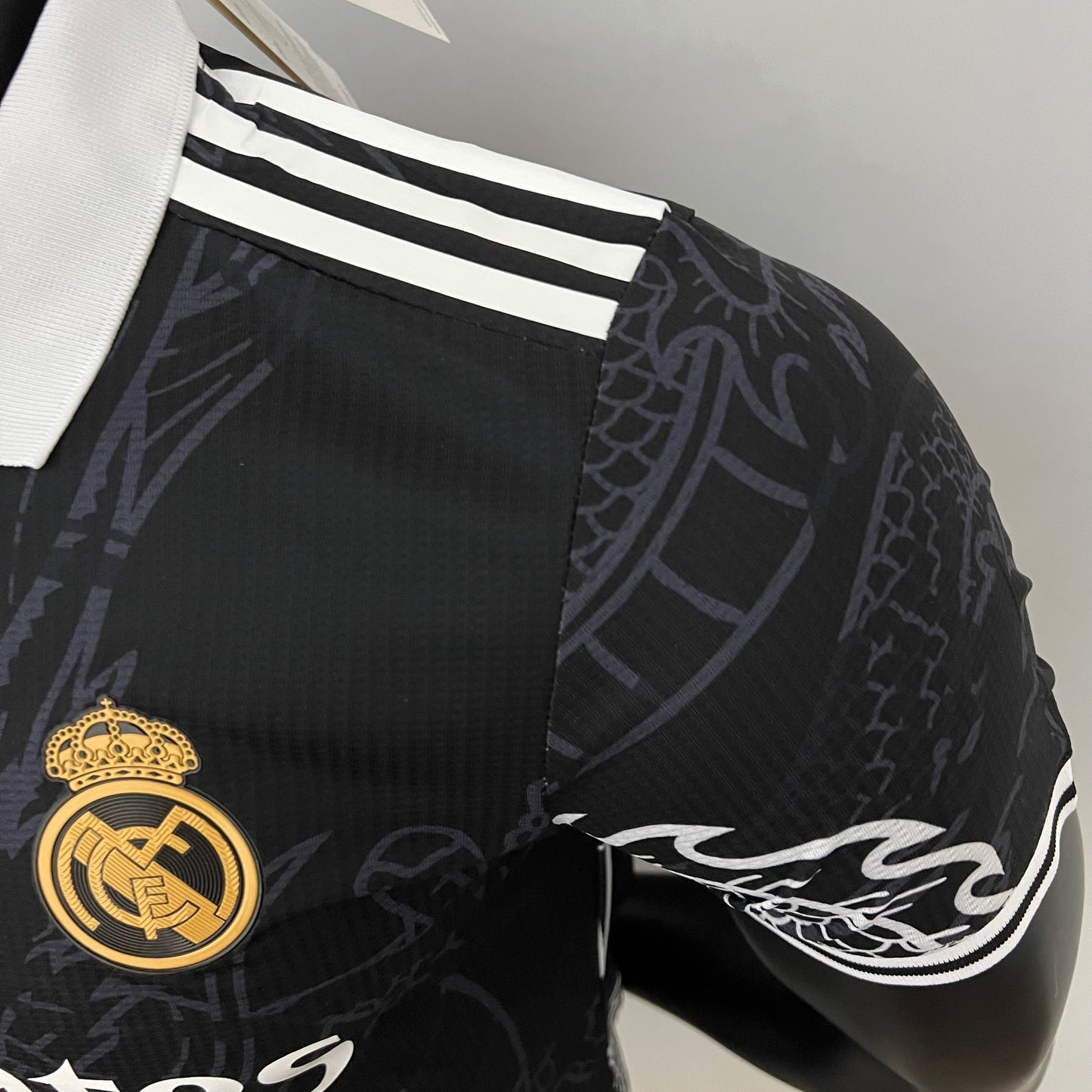 Camiseta Real Madrid dragon edition black | Versión jugador