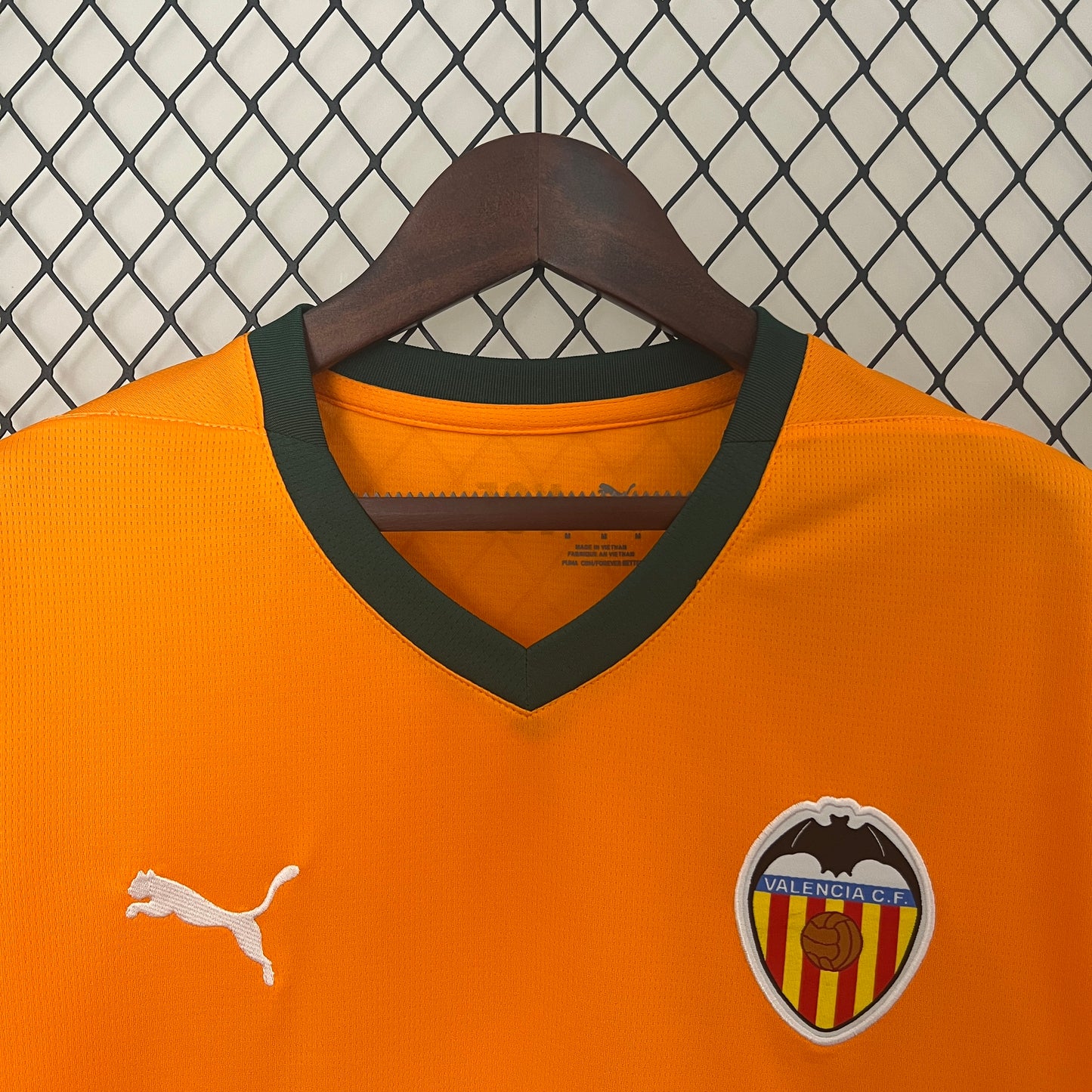 Valencia Tercer kit 2024-25 | Versión Fan